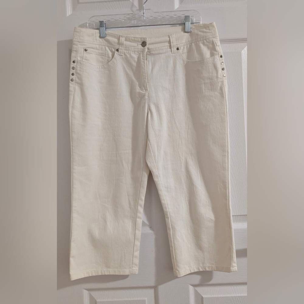Conrad C. White Capris Jeans Stretch, Rhinestone Clean Girl Minimalist Chic 12
